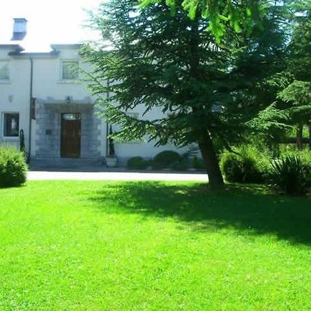 Real Hotel Guardo Bagian luar foto