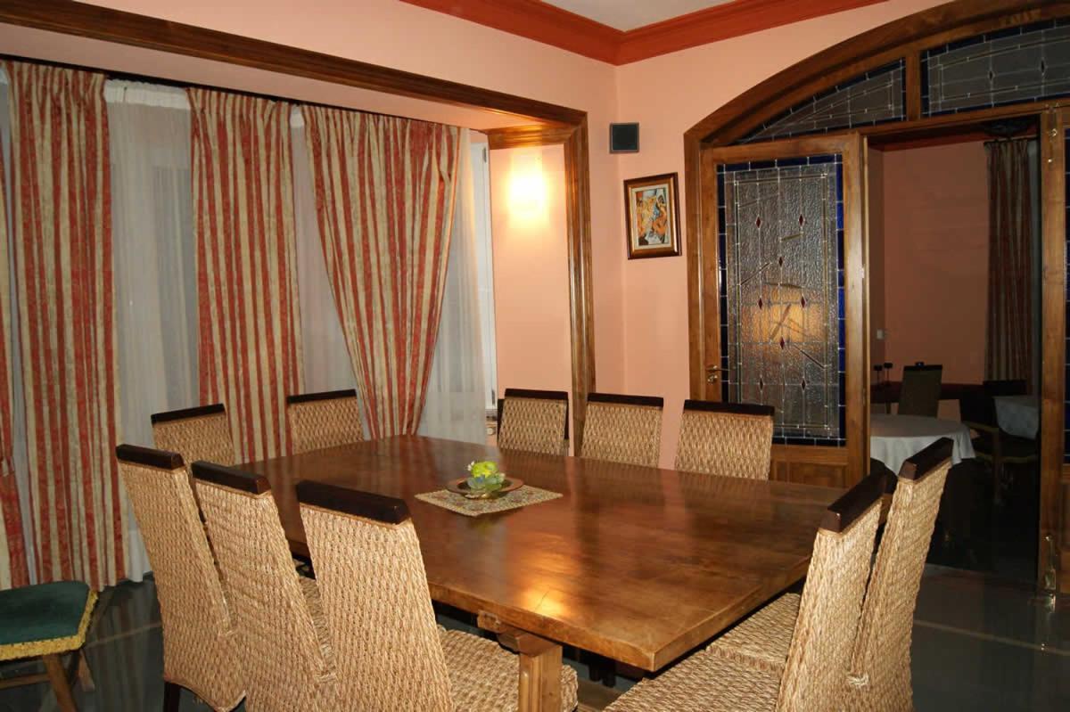 Real Hotel Guardo Bagian luar foto