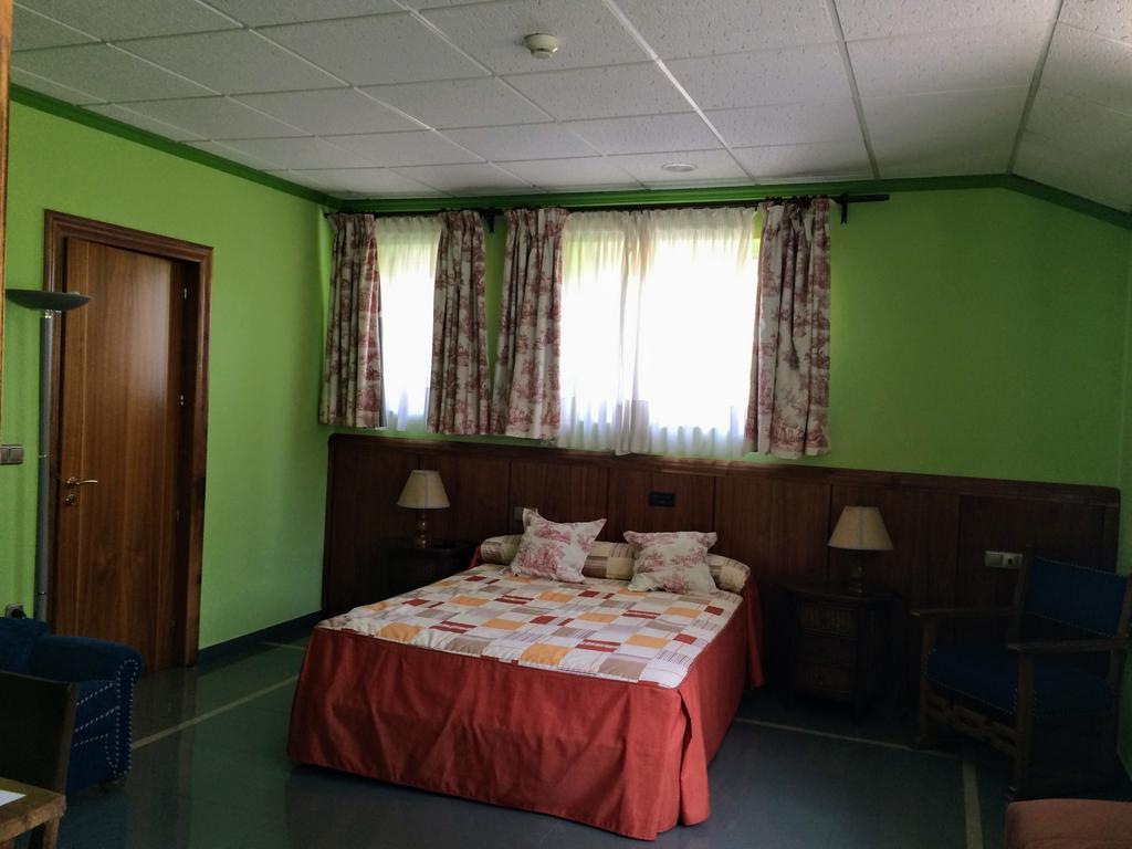 Real Hotel Guardo Bagian luar foto