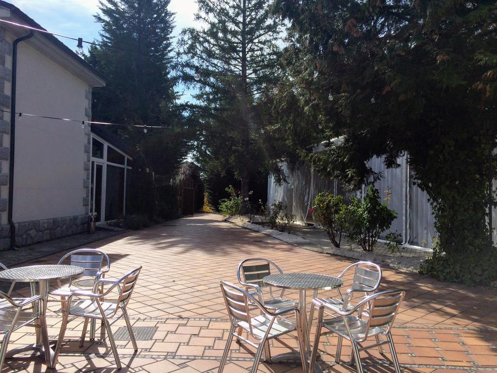 Real Hotel Guardo Bagian luar foto