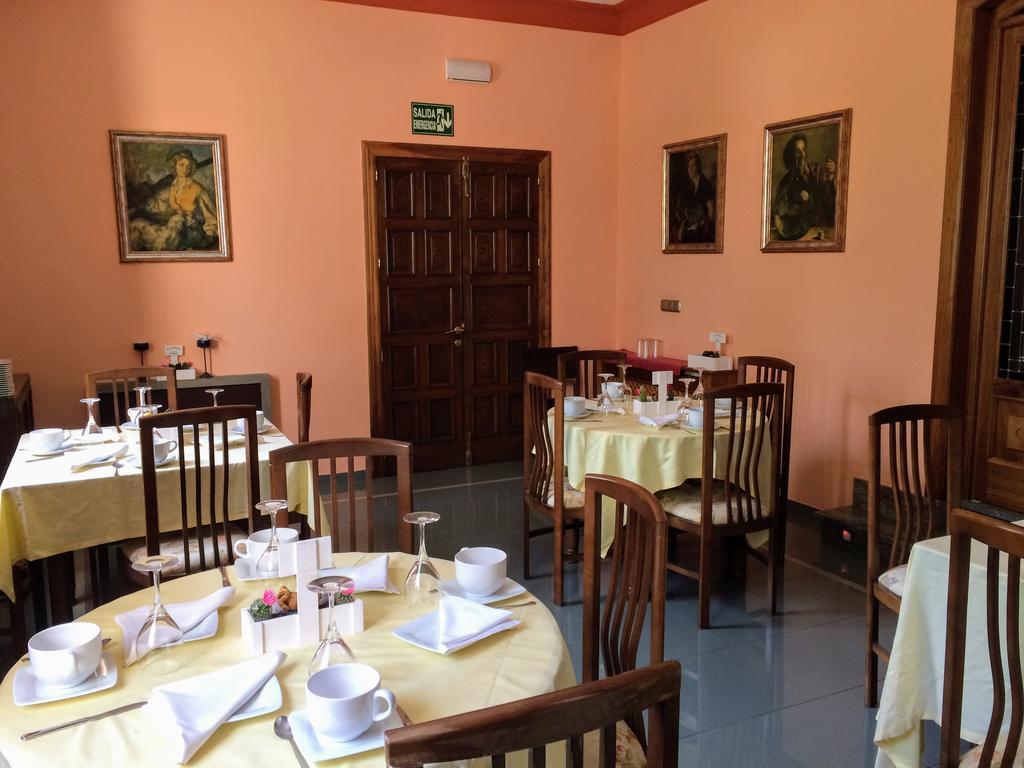 Real Hotel Guardo Bagian luar foto